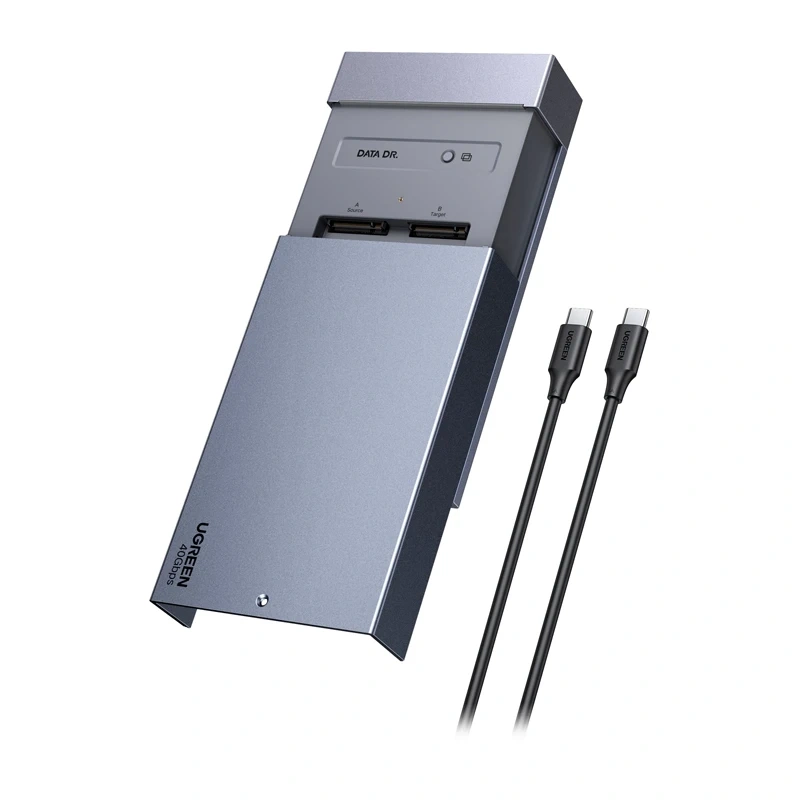 CM847 USB4 2-Bay M.2 NVMe SSD Enclosure 2