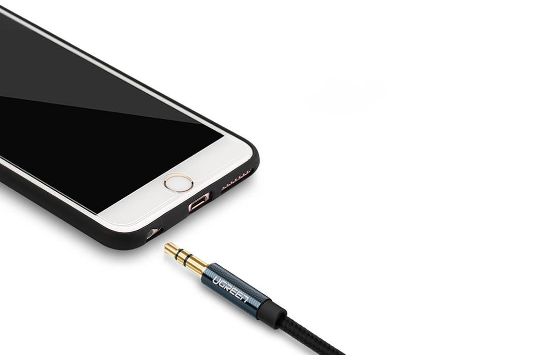 UGREEN AV122 Kabel jack 3,5mm AUX 2m (czarny) 3